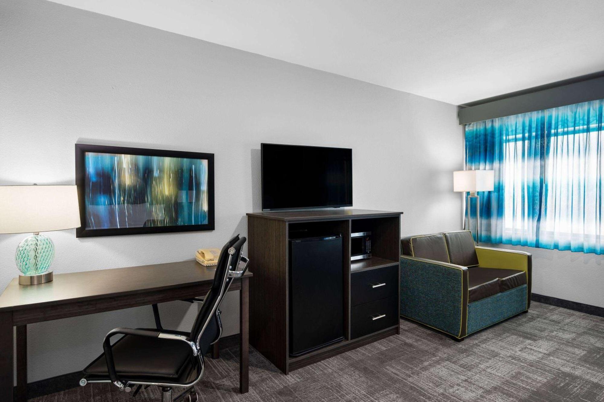 La Quinta Inn By Wyndham Indianapolis Airport Executive Dr Exteriér fotografie