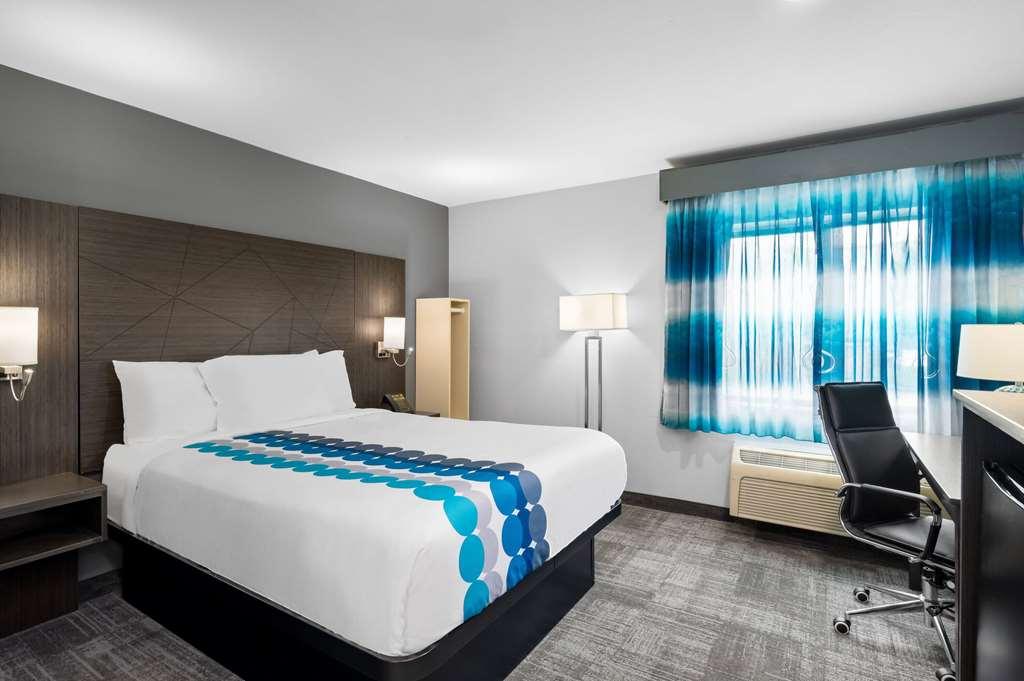 La Quinta Inn By Wyndham Indianapolis Airport Executive Dr Pokoj fotografie