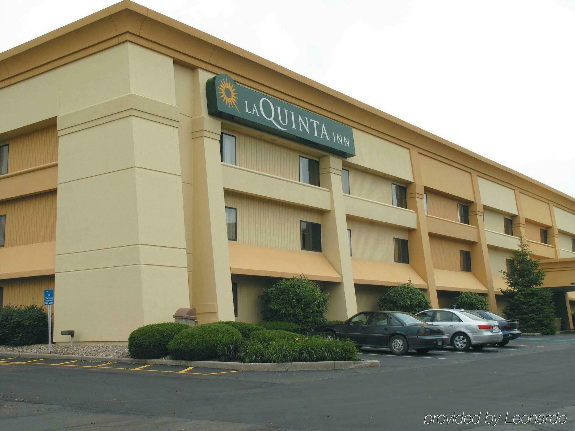 La Quinta Inn By Wyndham Indianapolis Airport Executive Dr Exteriér fotografie